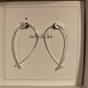 Stella and dot silver earrings
